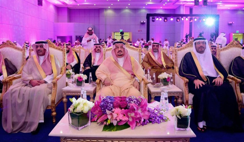 أمير الرياض يرعى تدشين «التوعية بسرطان الثدي»