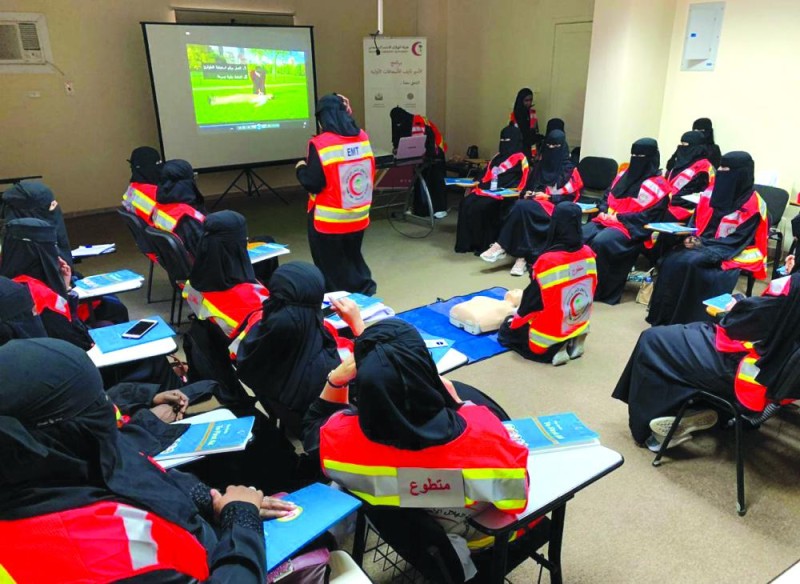 «التطوع» مرآة المجتمع وقوته الناعمة
