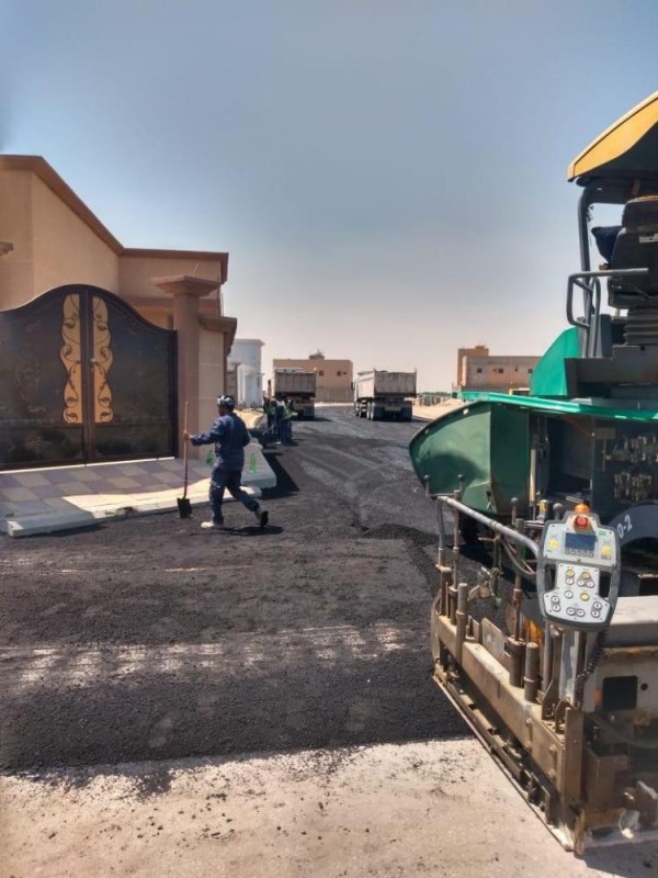 بدء سفلتة «مخططات المنح» بـ«الخفجي»