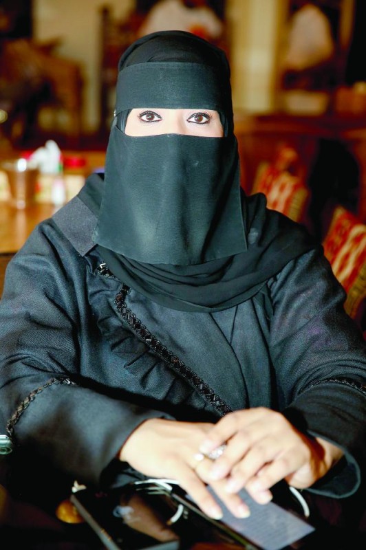 فروع جديدة متطورة.. أولويات الأحسائيين