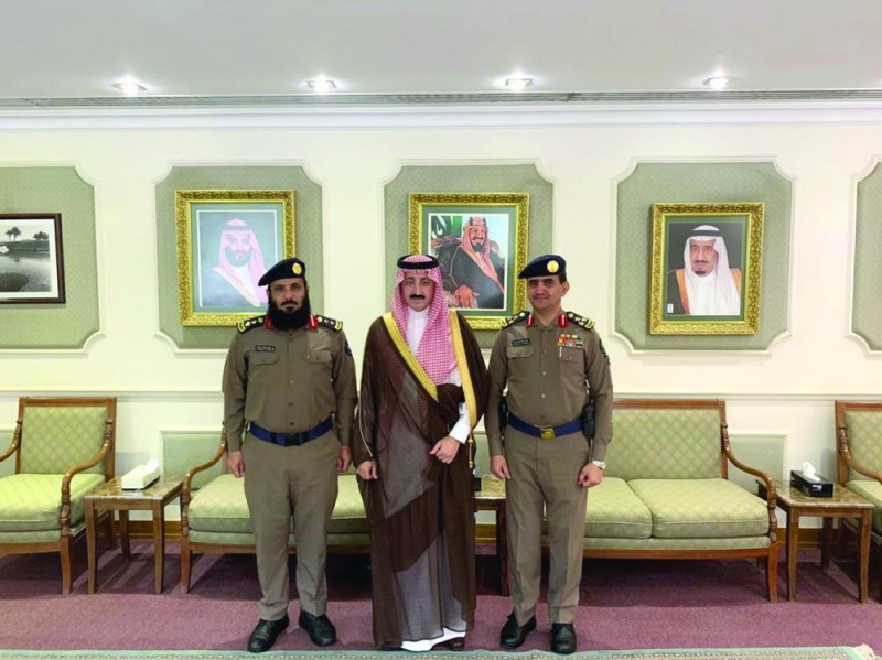 محافظ الأحساء يوجه الدفاع المدني بمضاعفة الجهود