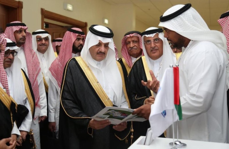 أمير الشرقية ينوه بتعزيز المسؤولية الإجتماعية للقطاع الخاص