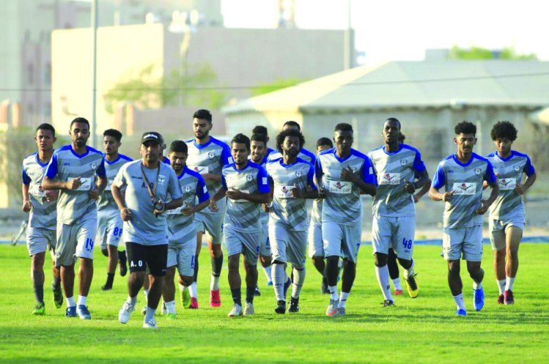 هجر يواصل تدريباته استعدادا للروضة