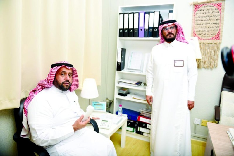 إطلاق «اسألني» للاستشارات التربوية والنفسية