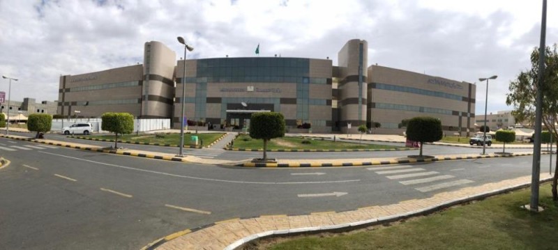 إنهاء معناة طفل من السمنة المفرطة بـ«ولادة أبها»