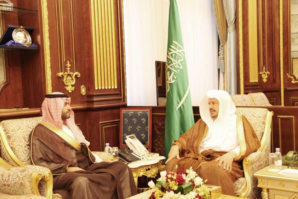 رئيس 'الشورى' يستقبل سفير المملكة لدى البحرين