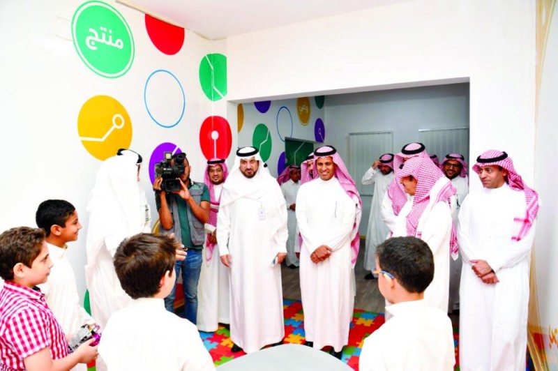 إعداد جيل منتج للتقنية بمشروع «المهارات الرقمية»