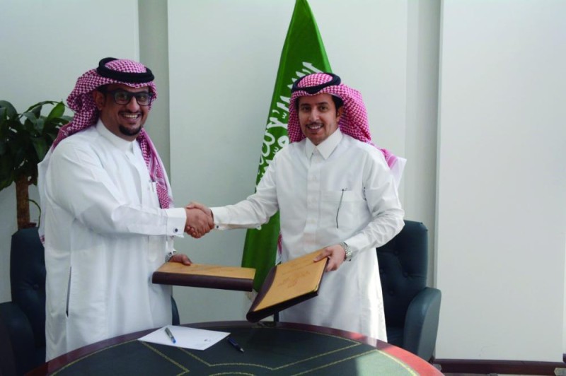 163 ألف فانوس «LED» لإنارة شوارع القطيف
