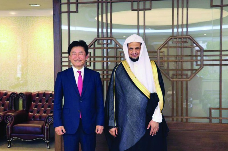 النائب العام يلتقي رئيس رابطة المدعين العامين الدولية