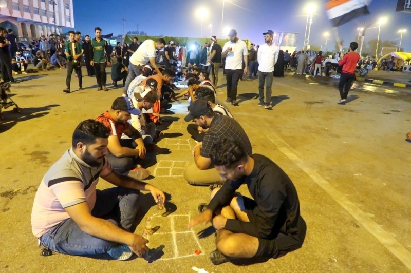 مسيرات طلابية لدعم المتظاهرين في بغداد