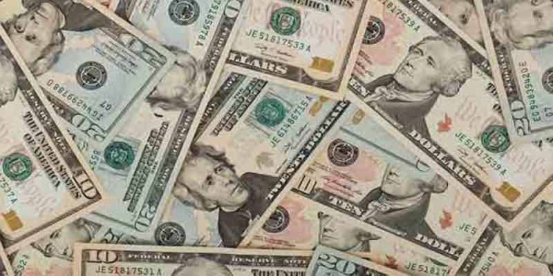 الجنيه الإسترليني يتراجع أمام الدولار 0.14%