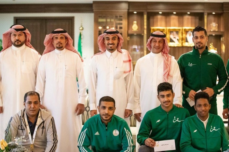 رئيس هيئة الرياضة يكرم اللاعبين المتوجين بإنجازات دولية 