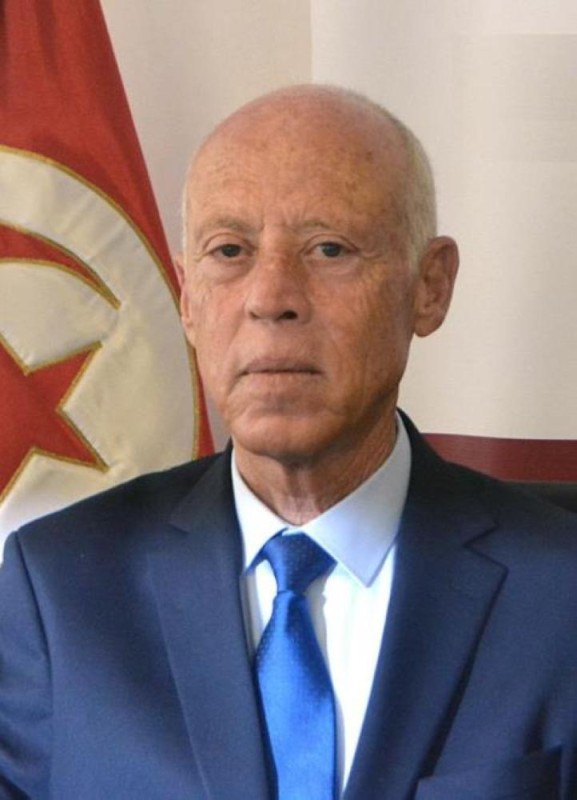 إقالة وزيري الدفاع والخارجية التونسيين