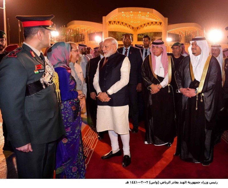 رئيس وزراء الهند يغادر الرياض