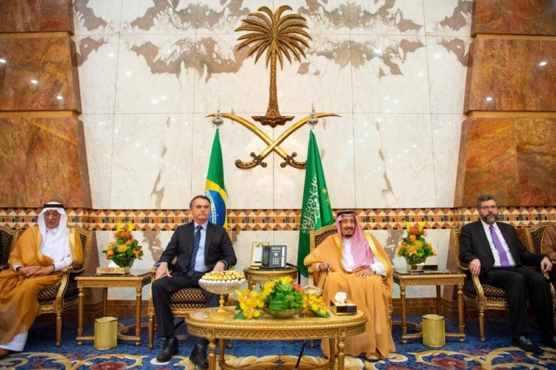 خادم الحرمين الشريفين يستقبل الرئيس البرازيلي