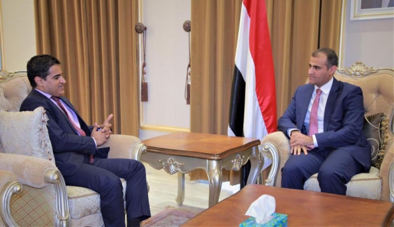 اليمن وأمريكا تبحثان مستجدات عملية السلام