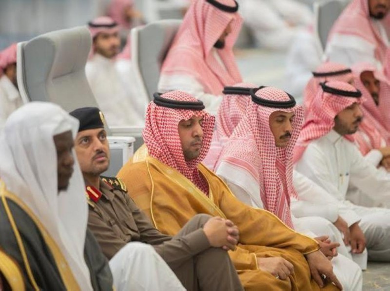 أهالي حفر الباطن يؤدون صلاة الاستسقاء 