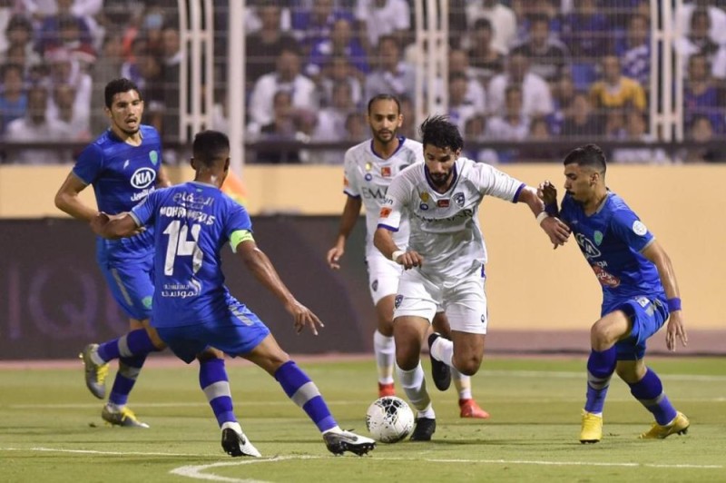 تعادل إيجابي بين الفتح والهلال