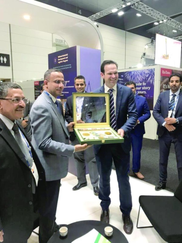 جناح «الصناعة» يستقبل 3000 زائر في مؤتمر التعدين بأستراليا
