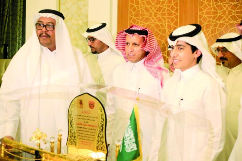 نصف مليون ريال من العتيبي تدخل خزينة الثقبة