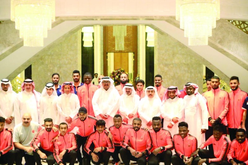 نصف مليون ريال من العتيبي تدخل خزينة الثقبة