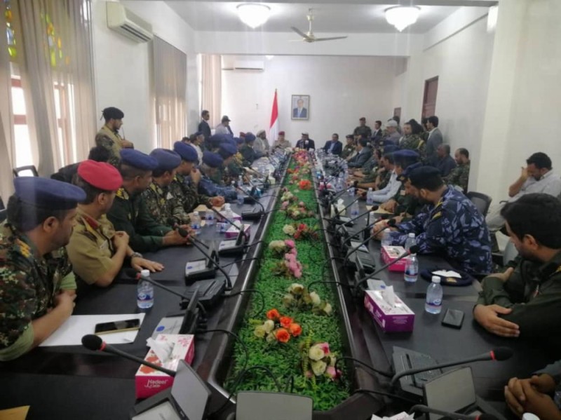 وزير الداخلية اليمني: ندعم خطوات المملكة للسلام