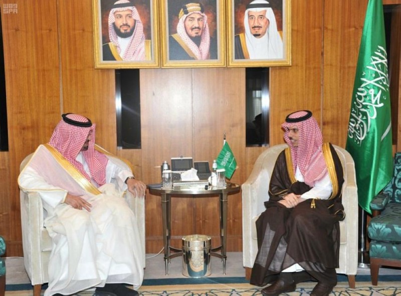 وزير الخارجية يستقبل سفير البحرين لدى المملكة
