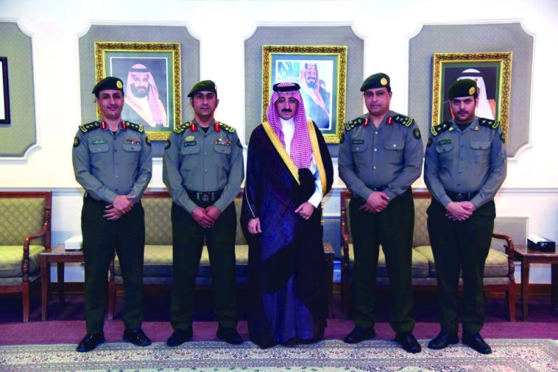 محافظ الأحساء يستقبل مدير جوازات الشرقية