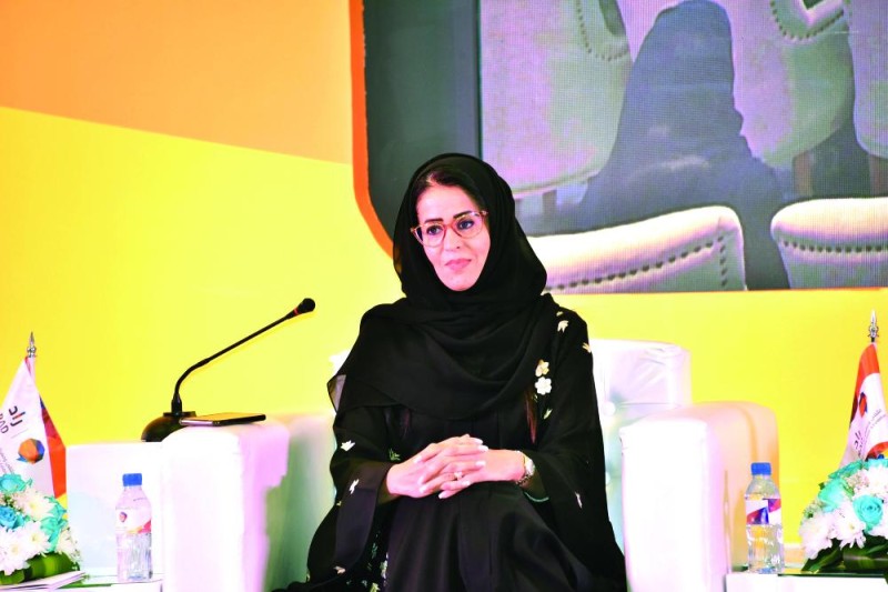 «الدخيل» تطالب بالاستثمار في رأس المال البشري