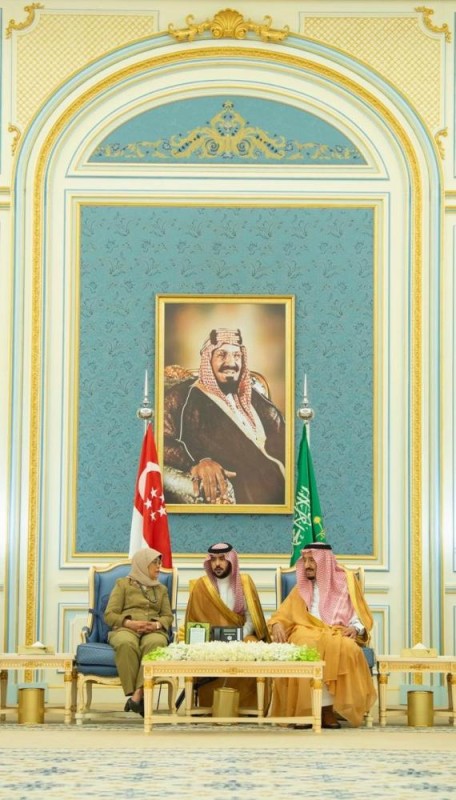 خادم الحرمين يستقبل رئيسة جمهورية سنغافورة