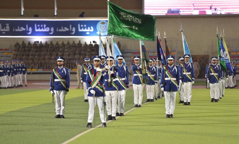 قائد القوات الجوية يرعى تخريج طلاب «الدراسات الفنية»