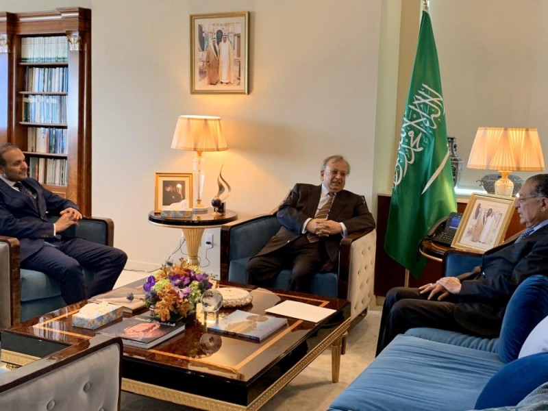 المعلمي يلتقي مندوب باكستان الدائم لدى الأمم المتحدة