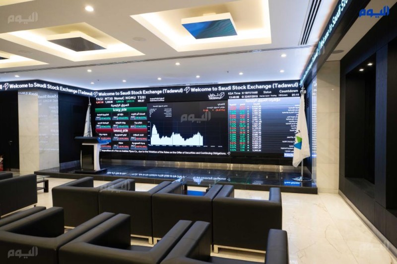 المؤشر يغلق مرتفعًا بتداولات 2.7 مليار ريال