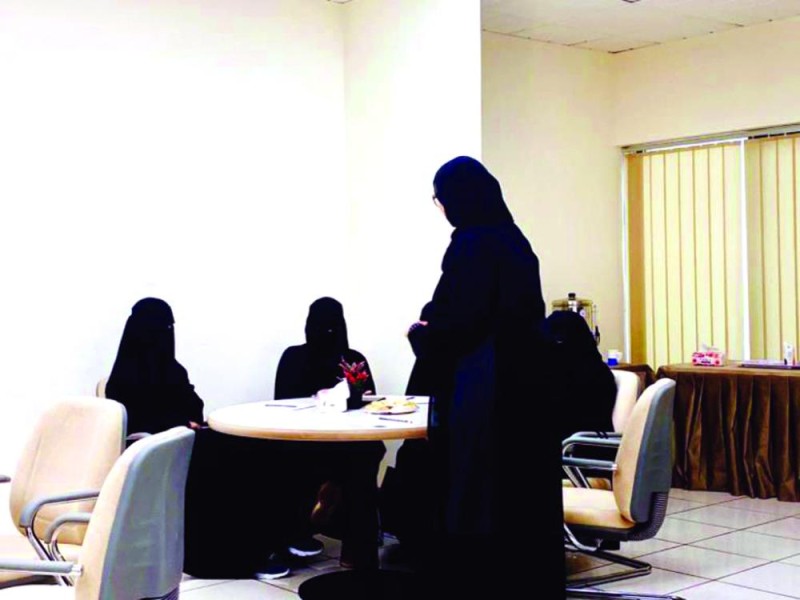 تأهيل موظفين ذوي إعاقة بصرية على رأس العمل