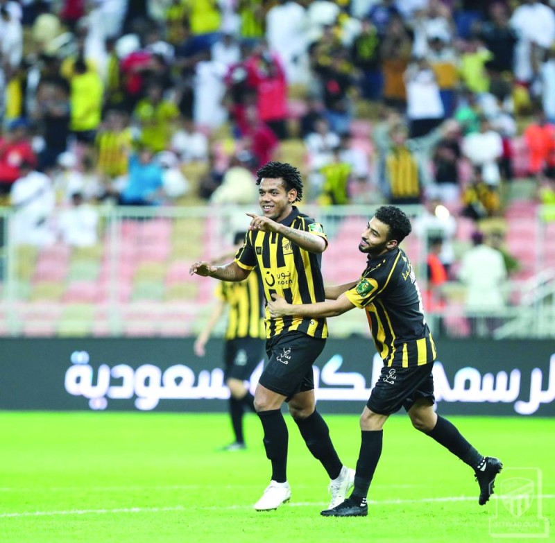 «النمور» تفترس الرياض.. والخليج يبتلع الدرعية