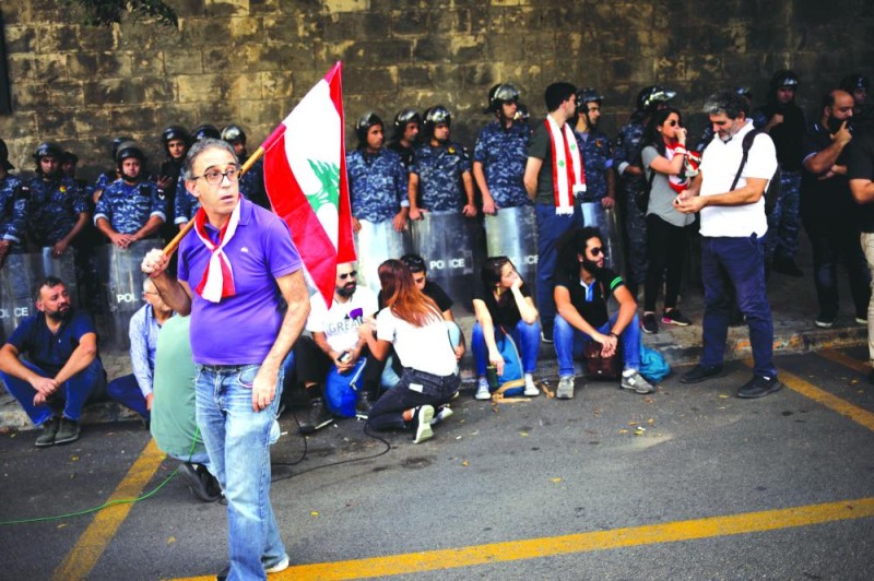 «أحد إصرار» لبنان.. لا للطوائف والأحزاب