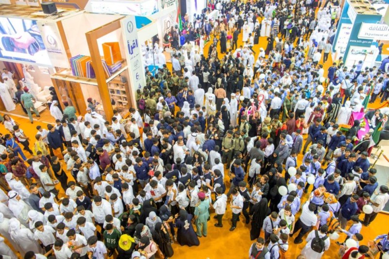 حقق رقمًا قياسيًا.. «الشارقة للكتاب» يستقبل مليوني زائر