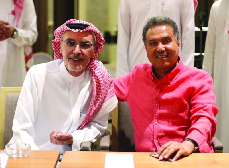 «البدر» يكتمل في الرياض الليلة