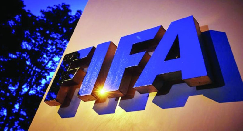 «الفيفا» يعاقب الرئيس السابق لاتحاد تنزانيا