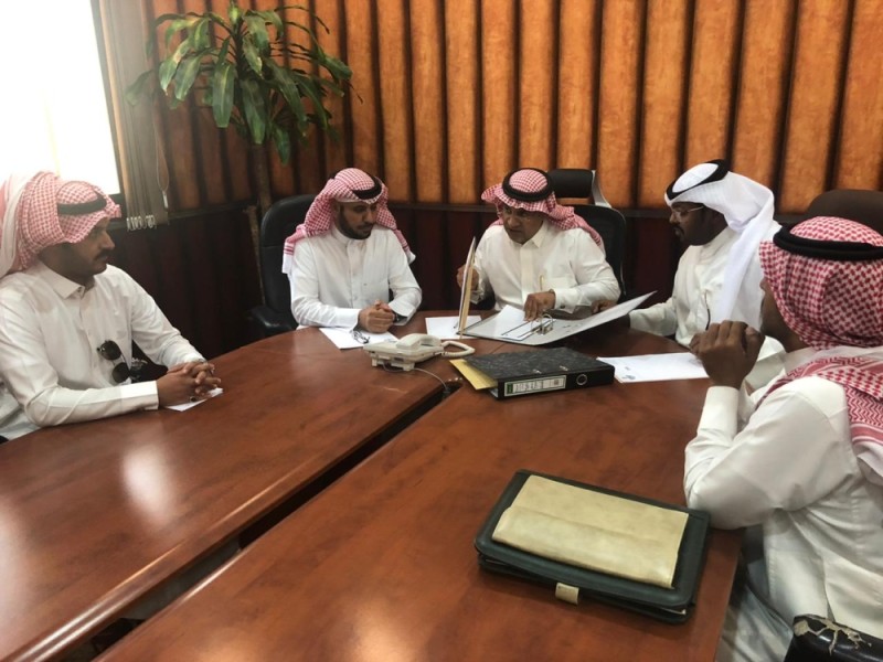 «مول» و«مطعم» بواجهة الخفجي البحرية