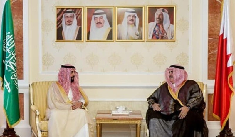 سفير المملكة بالبحرين يسلم أوراق اعتماده