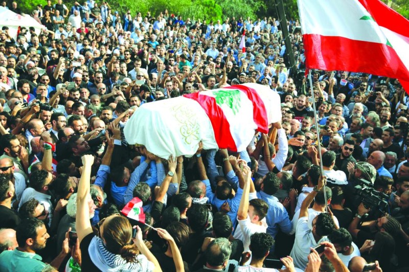 ثورة لبنان في يومها الـ28.. تشيع بطلها الأول