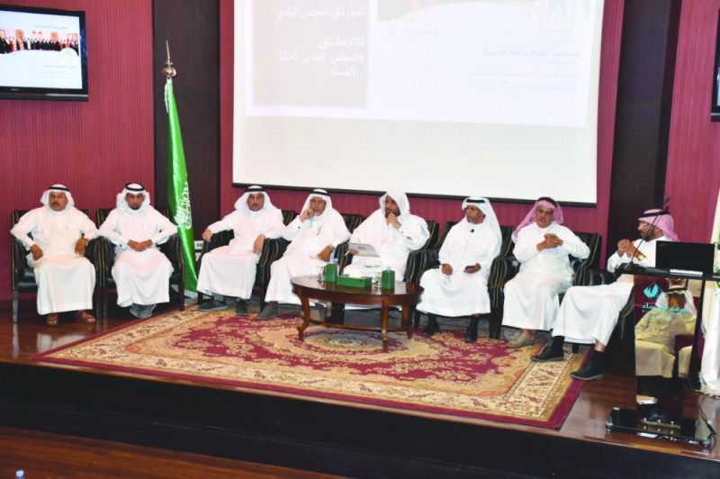 خارطة لتطوير طريق «العقير» بالتعاون مع «النقل»