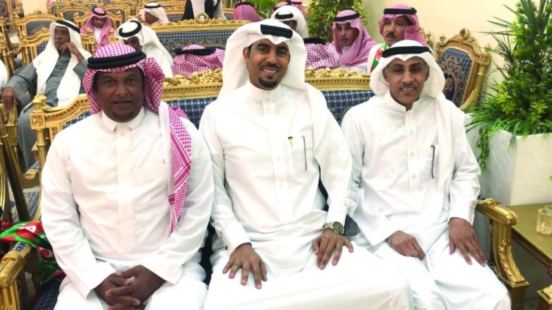 اعتذارات وابتسامات أعادت السعادة للاتفاق