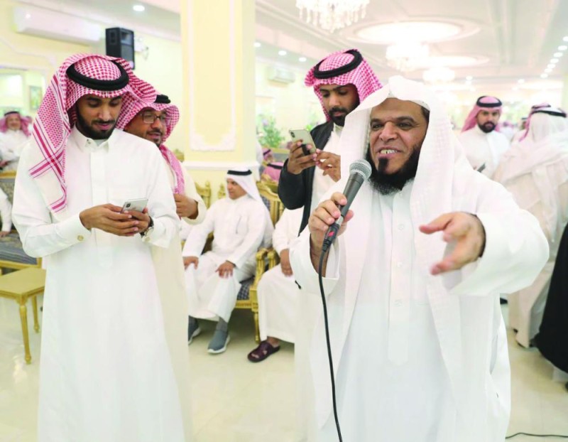 اعتذارات وابتسامات أعادت السعادة للاتفاق