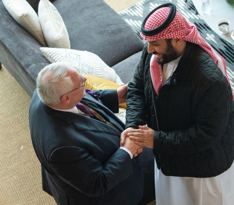 ولي العهد يشهد انطلاق «فورمولا إي» بالدرعية