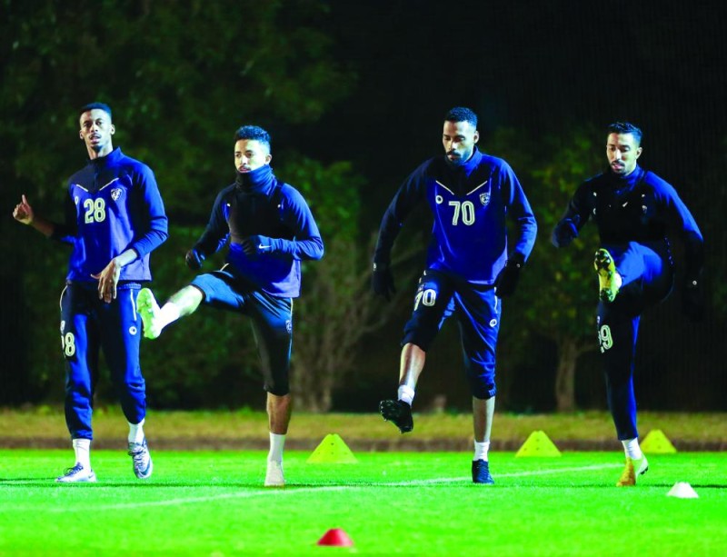 6 دوافع تقرب الهلال من الذهب