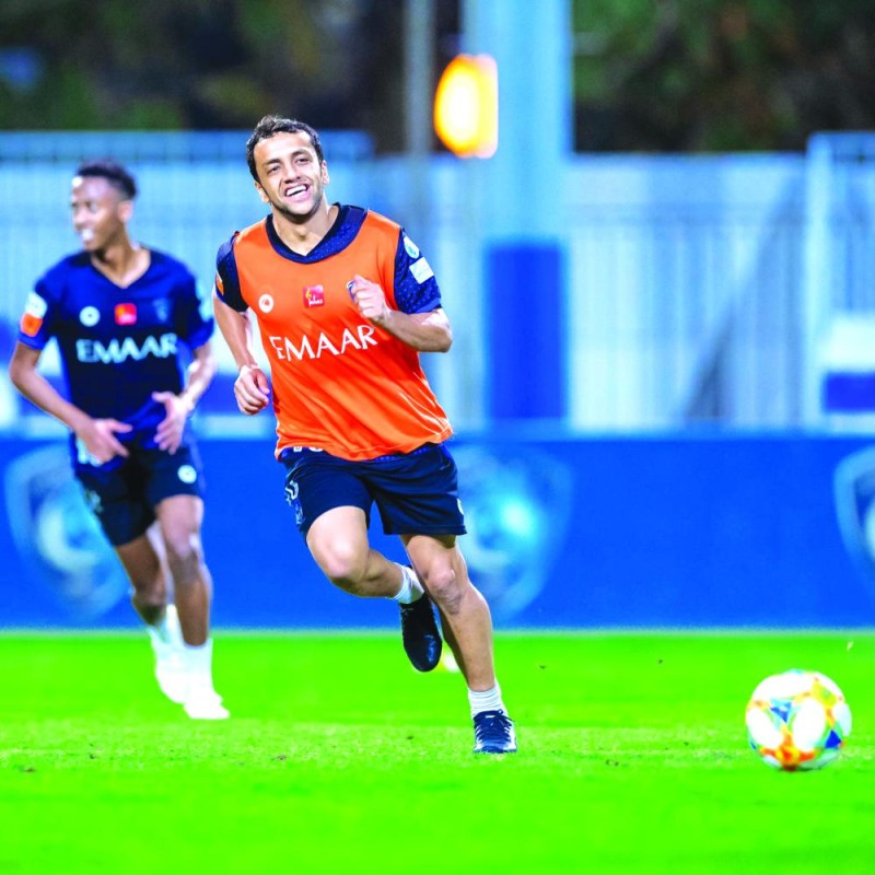 الشلهوب متعطش لإنجاز تاريخي مع الهلال
