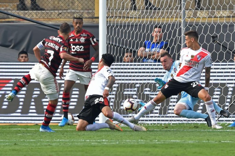 «فلامينجو» يتوج بكأس ليبرتادوريس