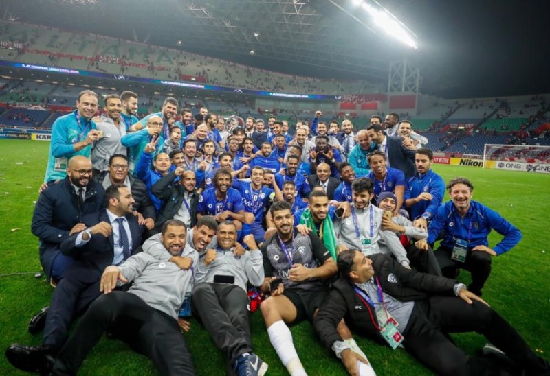 الهلال.. يرسم الفرح